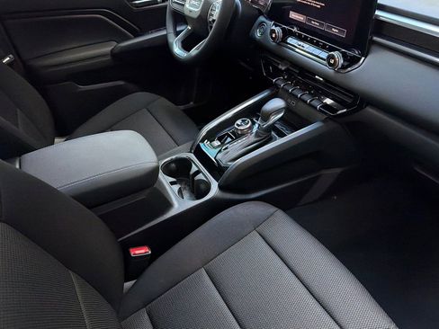 New 2026 GMC Canyon Elevation w/ Convenience Package image 16