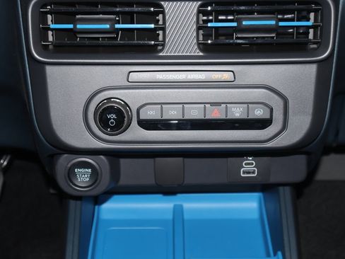 New 2025 Ford Maverick XLT w/ 4K Tow Package image 20