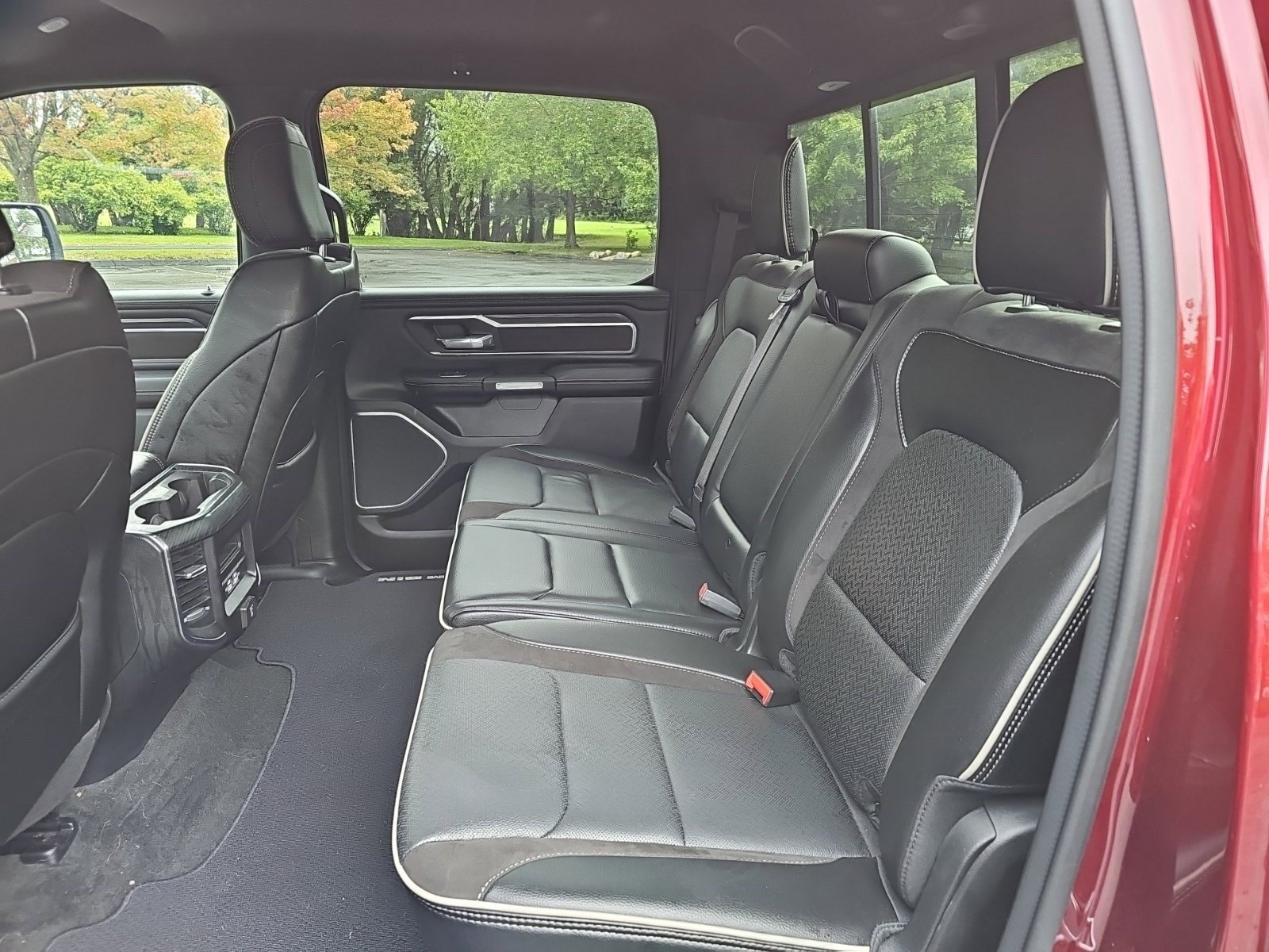 Used 2023 RAM 1500 Laramie AWD/4WD image 17