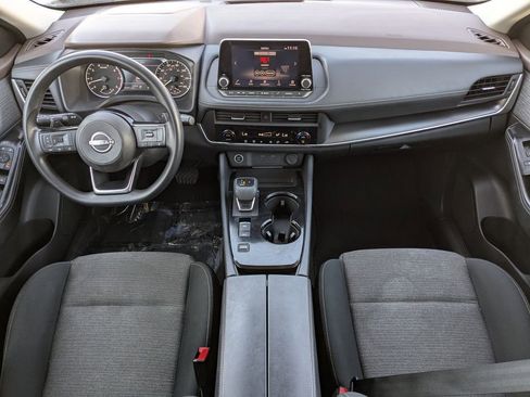 Used 2023 Nissan Rogue SV image 15