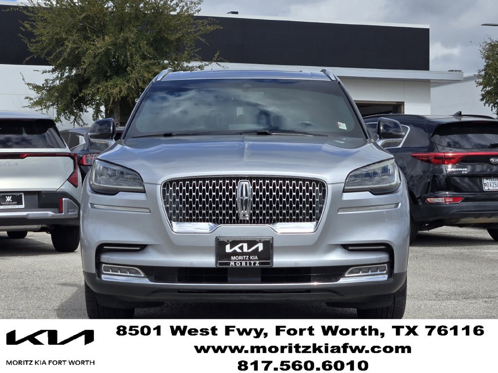 Used 2020 Lincoln Aviator Reserve w/ Equipment Group 201A AWD/4WD image 2