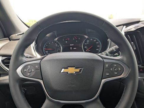 Used 2024 Chevrolet Traverse LT FWD image 24