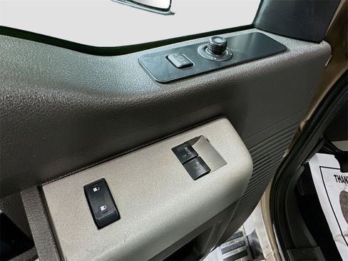 Used 2014 Ford F250 Lariat w/ Chrome Package image 18