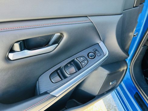 Used 2024 Nissan Sentra SR w/ SR Premium Package image 14