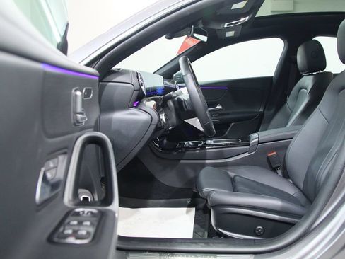 Certified 2025 Mercedes-Benz CLA 250 4MATIC image 5
