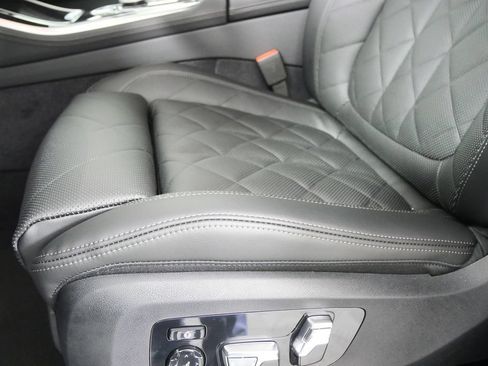 Used 2026 BMW X5 M60i w/ Executive Package AWD/4WD image 10