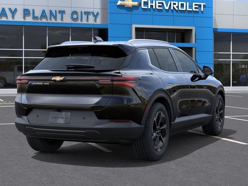New 2026 Chevrolet Equinox EV LT w/ LPO, All-Weather Mat Package AWD/4WD image 4