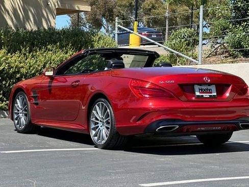 Used 2019 Mercedes-Benz SL 550 image 3