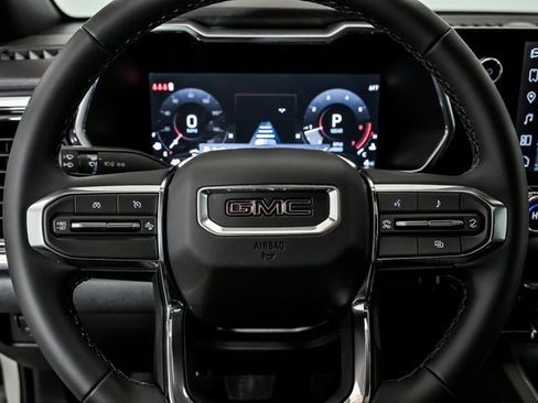 New 2026 GMC Canyon Elevation w/ Convenience Package image 12