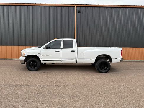 Used 2006 Dodge Ram 3500 Truck SLT w/ Quad Cab Big Horn Value Group image 4