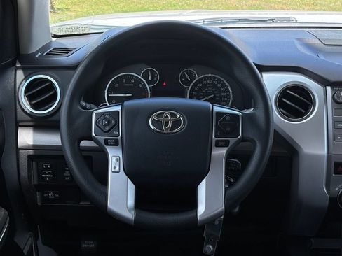 Used 2014 Toyota Tundra SR5 w/ SR5 Upgrade Package RWD image 16