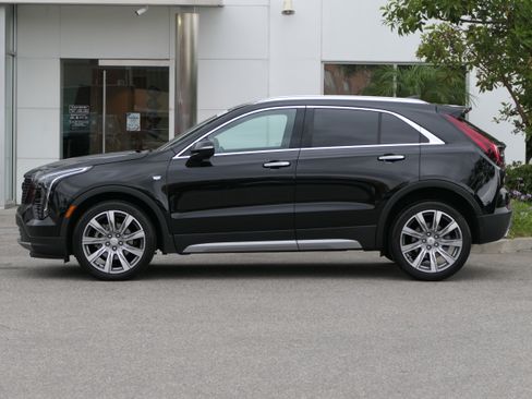 Certified 2023 Cadillac XT4 Premium Luxury w/ Technology Package FWD image 2