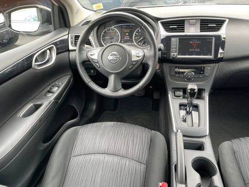 Used 2019 Nissan Sentra SV FWD image 9