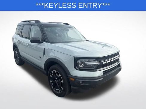 Used 2021 Ford Bronco Sport Outer Banks w/ Outer Banks Package AWD/4WD image 8