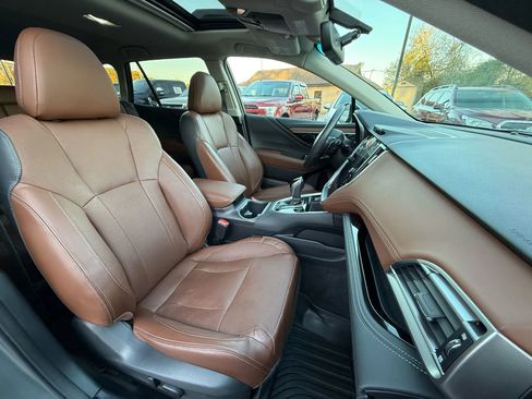 Used 2021 Subaru Outback Touring XT image 16