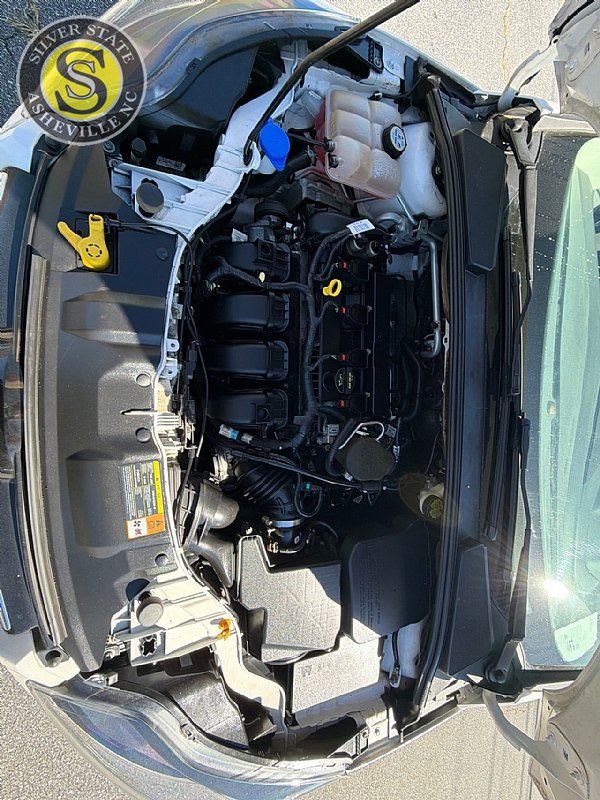 Used 2013 Ford Focus Titanium w/ Titanium Handling Pkg FWD image 30