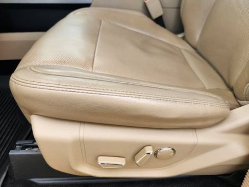 Used 2016 Ford F150 Lariat RWD image 23