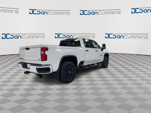 Used 2021 Chevrolet Silverado 2500 LTZ w/ LTZ Plus Package image 8