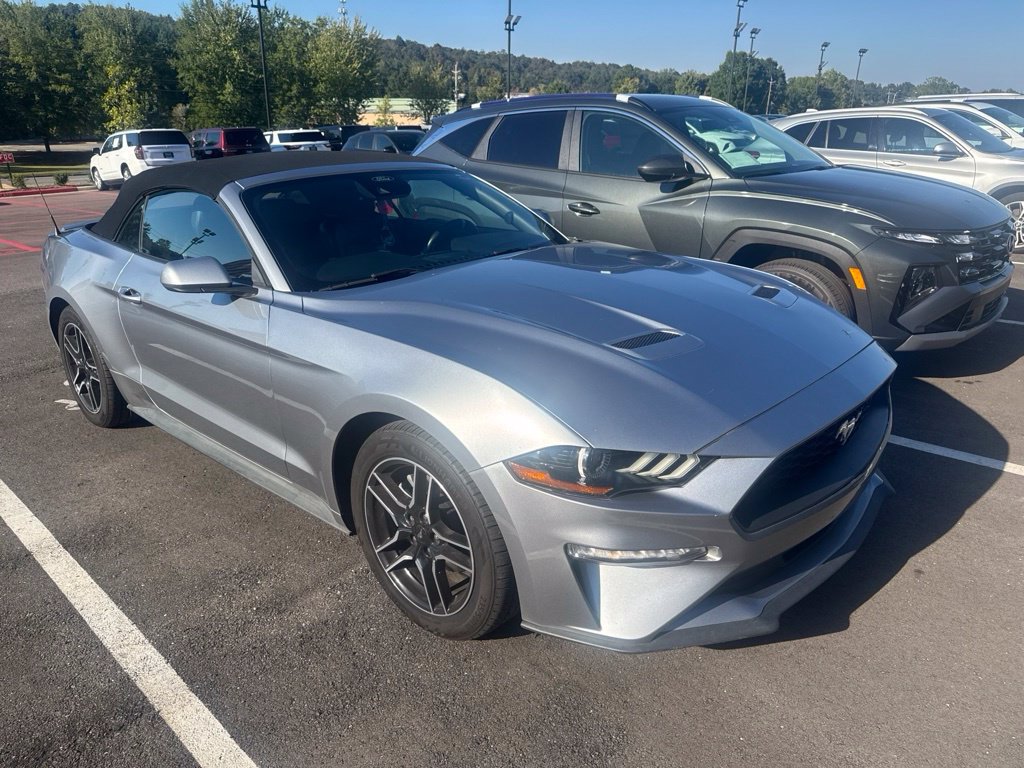 Used 2022 Ford Mustang Premium RWD image 1