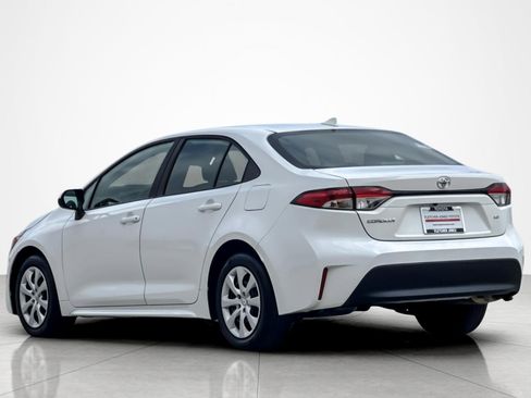 Certified 2024 Toyota Corolla LE FWD image 3