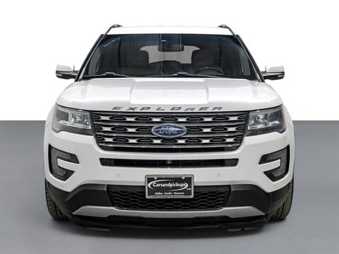 Used 2016 Ford Explorer Limited FWD image 3