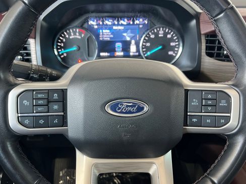 Used 2023 Ford Expedition Limited image 35