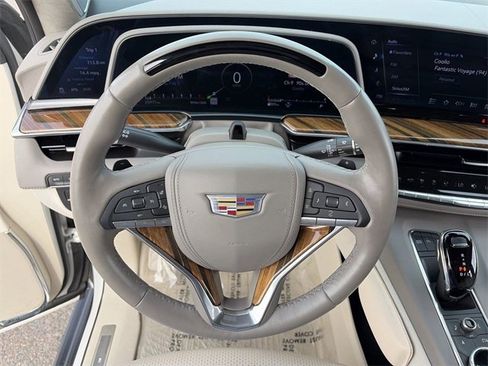 Used 2023 Cadillac Escalade Premium Luxury Platinum w/ LPO, Radiant Package image 24