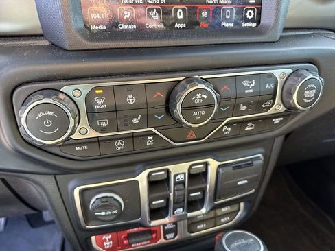Used 2020 Jeep Gladiator Rubicon image 19