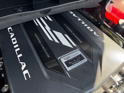 New 2026 Cadillac Escalade V w/ LPO, Floor Liner Package image 67