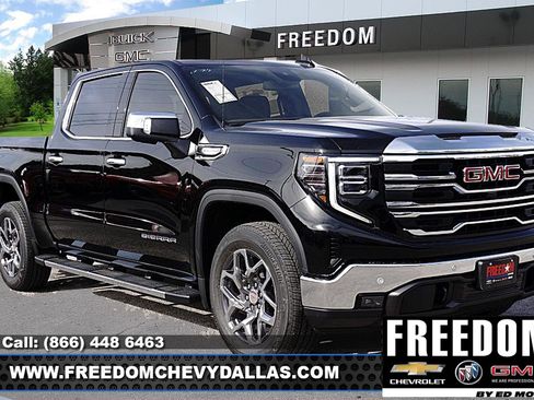 New 2026 GMC Sierra 1500 SLT image 1