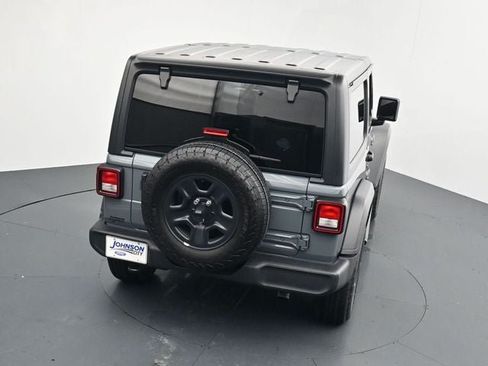 Used 2025 Jeep Wrangler Sport AWD/4WD image 32