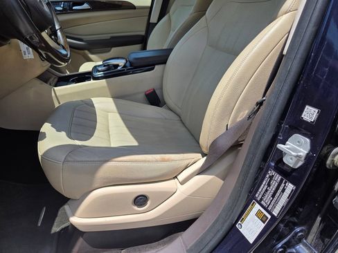 Used 2017 Mercedes-Benz GLS 450 4MATIC image 10