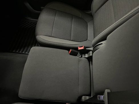 Used 2019 GMC Sierra 1500 SLE image 38