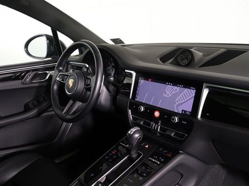 Used 2023 Porsche Macan S AWD/4WD image 30