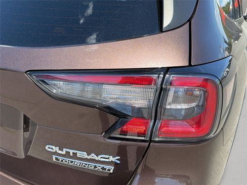 Used 2022 Subaru Outback Touring XT AWD/4WD image 15