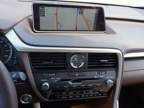 Used 2018 Lexus RX 350 FWD w/ Premium Package image 16