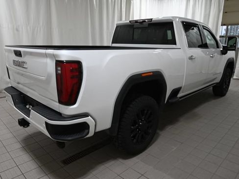 Used 2024 GMC Sierra 3500 Denali w/ Denali Reserve Package AWD/4WD image 15
