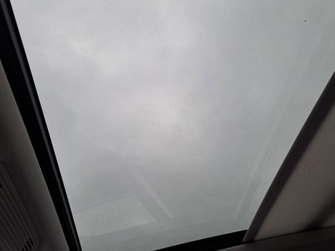 New 2026 Volkswagen Tiguan SE image 17