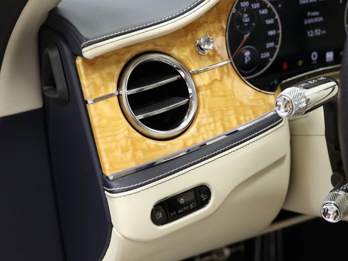 Used 2020 Bentley Flying Spur W12 w/ First Edition Specification image 27