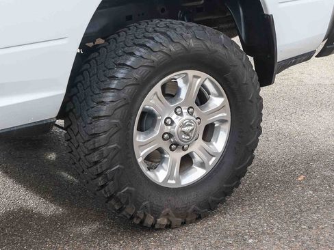 Used 2020 RAM 2500 Big Horn w/ Level 1 Equipment Group image 10