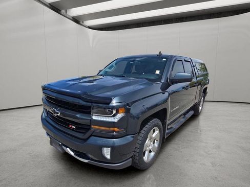Used 2017 Chevrolet Silverado 1500 LT w/ All Star Edition AWD/4WD image 1
