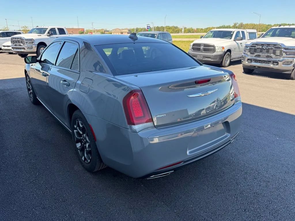 Used 2017 Chrysler 300 S AWD/4WD image 6
