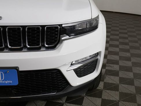 Used 2022 Jeep Grand Cherokee Limited AWD/4WD image 17