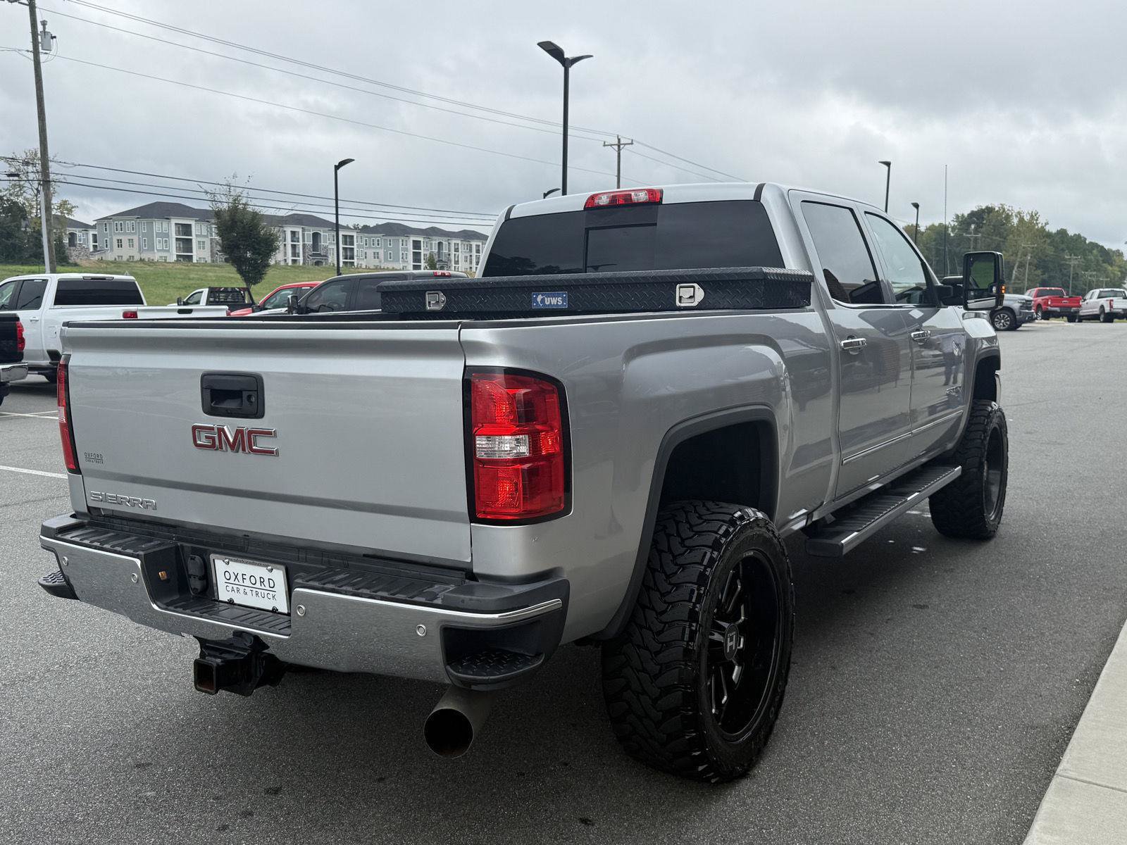 Used 2018 GMC Sierra 2500 SLT w/ Duramax Plus Package AWD/4WD image 31