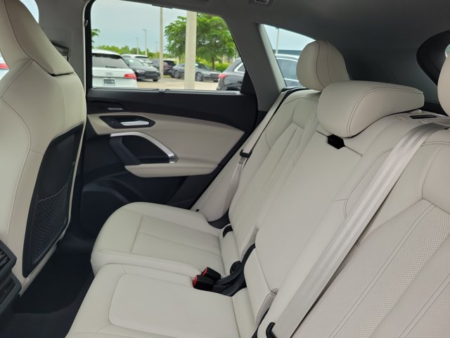 Certified 2025 Audi Q5 Premium Plus w/ Premium Plus AWD/4WD image 11