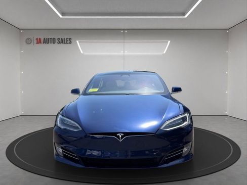 Used 2020 Tesla Model S Long Range Plus AWD/4WD image 8