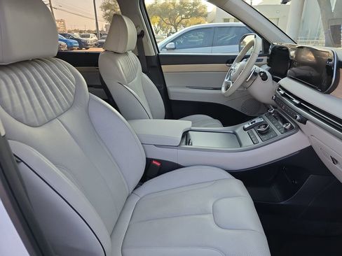 Used 2023 Hyundai Palisade Limited image 10