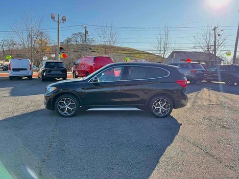 Used 2019 BMW X1 xDrive28i w/ Convenience Package image 4