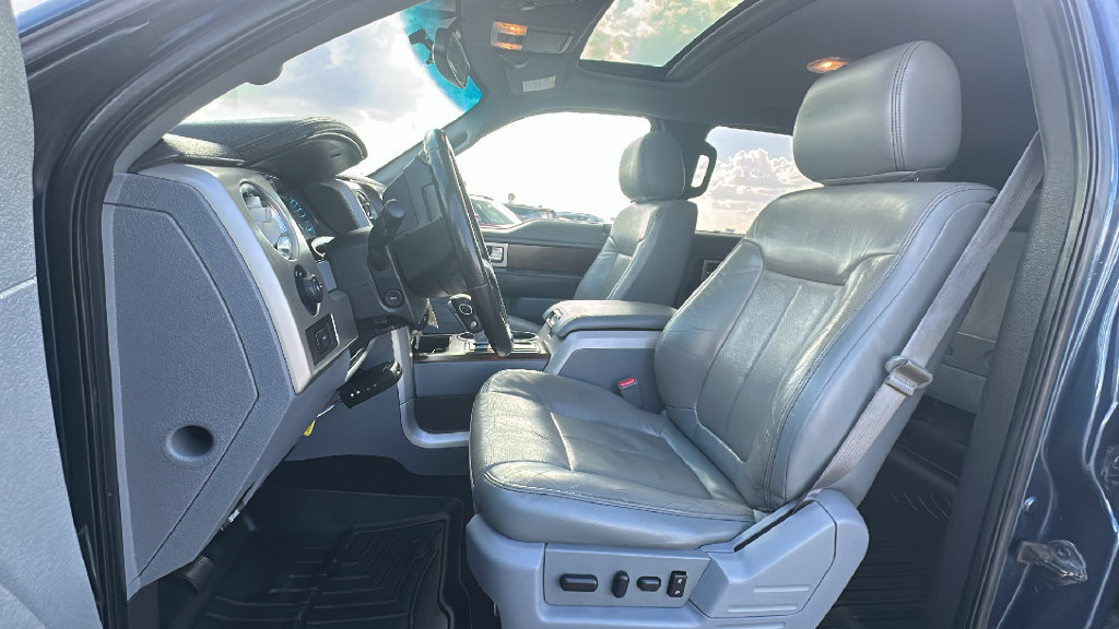 Used 2014 Ford F150 Lariat w/ Equipment Group 502A Luxury AWD/4WD image 4