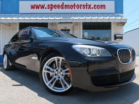 Used 2015 BMW 740i RWD image 2